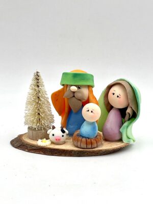 PESEBRE PORCELANA FRIA CON ARBOL